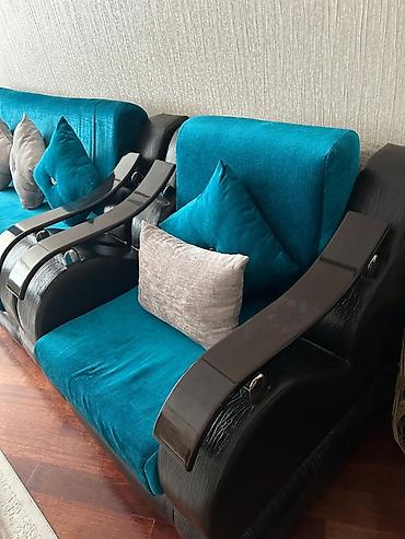 salon divan: Mebel dəsti – 3 parçalı salon komplekti - Tərkib: 1 ədəd üçlü divan + — 4
