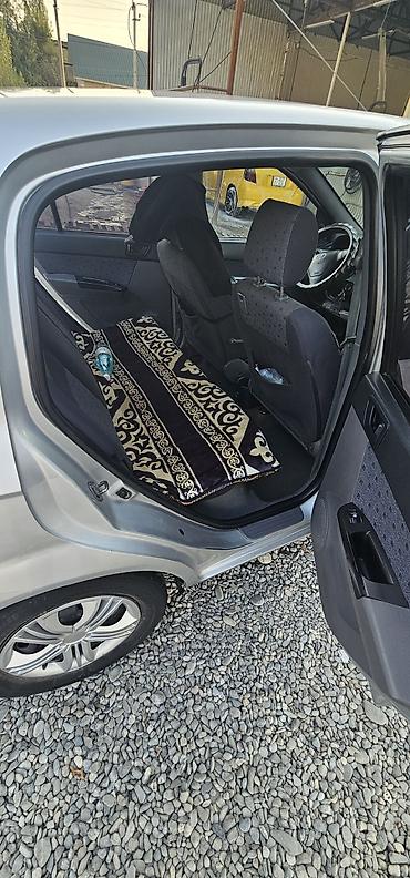 купить авто бу в кредит: Hyundai Getz: 2002 г., 1.4 л, Механика, Бензин, Хэтчбэк — 6