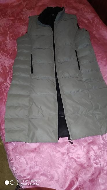 Jiletlər: Qadınlar üçün uzun şişmə jilet - Rəng: boz (iç hissə qara) - Model — 1