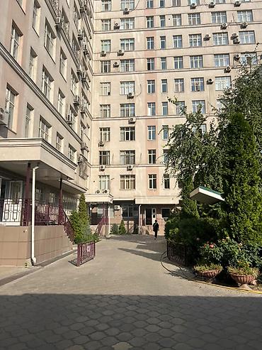 Долгосрочная аренда квартир: 🏡 Сдаётся просторная 3-комнатная квартира в Бишкеке — ул. Шевченко, 96 — 17