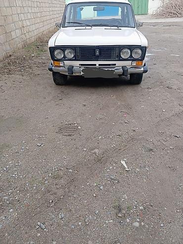VAZ (LADA): VAZ 2106, berj rəng, sedan kuzov. Xüsusiyyətlər: - Klassik 4 qapılı — 4