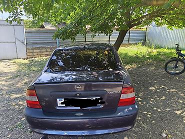 фольксваген пассат 1: Opel Vectra: 1.8 л | 1997 г. 463954 км Седан — 6