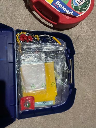 Auto oprema: Prodajem lance za sneg, donešeni su iz Švajcarske. U super stanju — 2