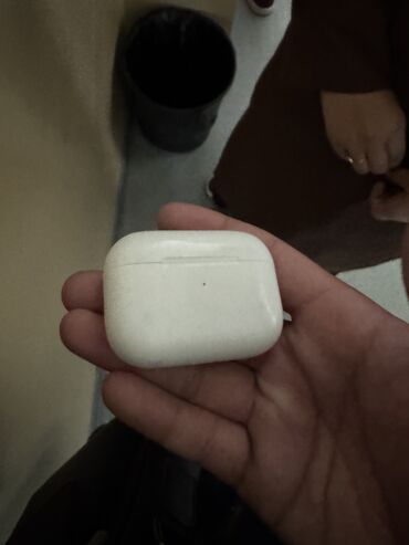 новые наушники: Наушнкик AirPods в идеале
