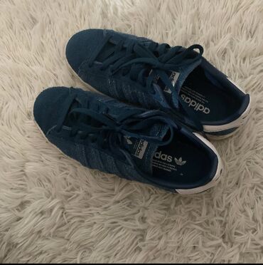 adidas papuce u Srbija | Dečija obuća: Adidas original patike kupljene u Buzzu bez oštećenja jako malo nosene