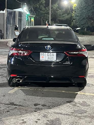 американский авто: Toyota Camry: 2022 г., 2.5 л, Автомат, Гибрид, Седан — 5