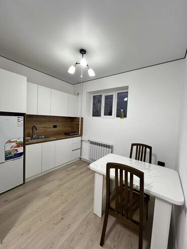 Посуточная аренда квартир: 1 комната, Душевая кабина, Постельное белье, Парковка — 17