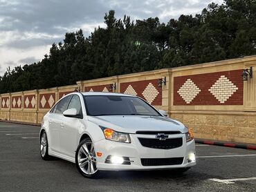 Chevrolet: Chevrolet Cruze: 1.4 l | 2014 il | 248000 km Sedan