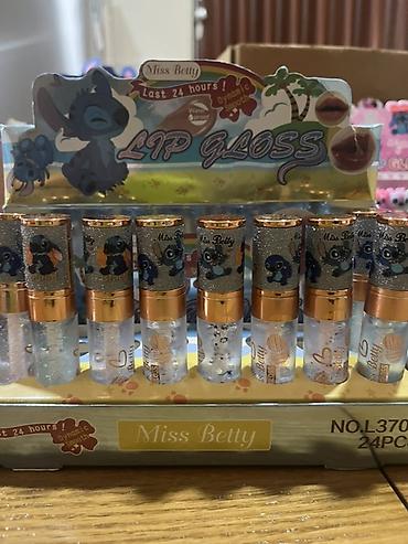 Šminka: Prodajem novu robu za bilo kakvu informaciju javite se — 27