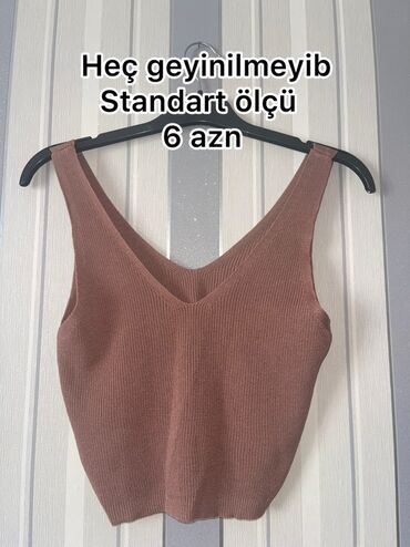 женские бюстгальтеры с плотной чашкой: Qadınlar üçün trikotaj top (jiletka tipli) - Model: V-yaxa, qalın