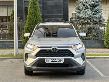 работа в оше продавец: Toyota RAV4: 2019 г., Автомат, Бензин, Кроссовер