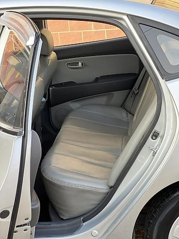 Hyundai: Hyundai Avante: 2008 г., Бензин, Седан — 7