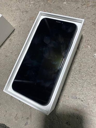 Apple iPhone: IPhone X, Б/у, 64 ГБ, Jet Black, Зарядное устройство, Защитное стекло, Чехол, 86 % — 4