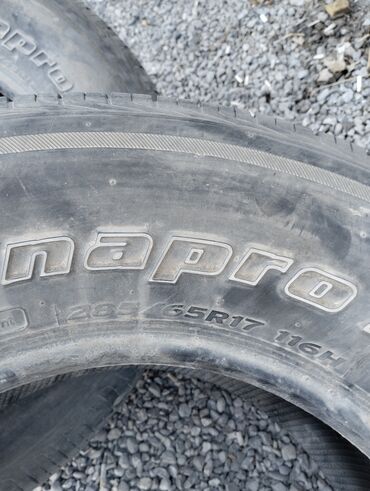 teker 17: İşlənmiş Şin Hankook 285 / 65 / R 17