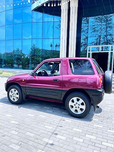 Toyota RAV4: 2 l | 1994 il Krossover — 5