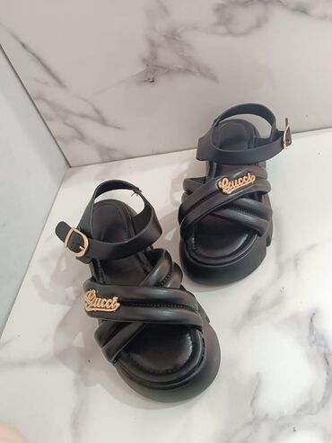 Sandale: Sandale, 41 — 3