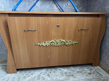 Тумба для вещей и одежды, Б/у, Без зеркала, ЛДСП, Самовывоз, цвет - Коричневый
