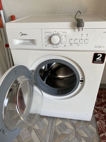 установка стиральной машинки: Стиральная машина Midea, Б/у, Автомат, До 5 кг