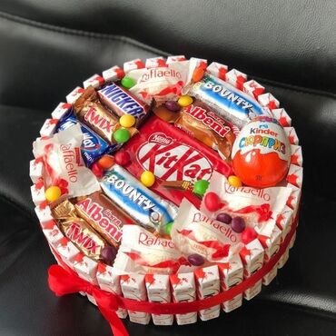 Xonçalar: Şokolad və şirniyyatlarla dolu Kinder şirniyyat buketləri. Bu buketlər