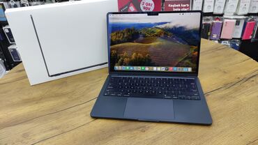 apple 8 pulus: Apple MacBook, 13.5 ", Apple M2, 256 GB