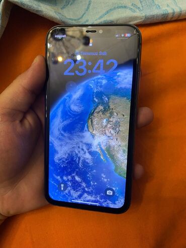 IPhone 11, Qara, Qırıq