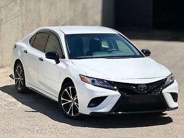 camry: Toyota Camry. Maşın ideal vəziyyətdədir. Amerikadan yüngül zədə ilə — 4