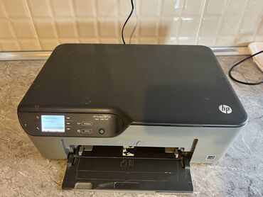 Настольные ПК и рабочие станции: HP printer tam işləkdir. Katric dəyişilməlidi sadəcə