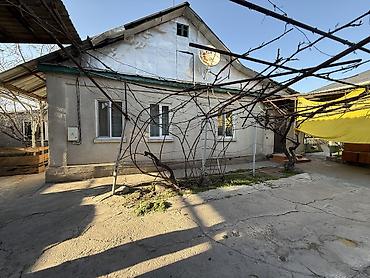 Продажа коттеджей и домов: Продаем дом. ул.Куренкеева/Осмонкулова р-н Старого автовокзала at lalafo.kg — 1 Продажа коттеджей и домов: Продаем дом. ул.Куренкеева/Осмонкулова р-н Старого автовокзала — 1