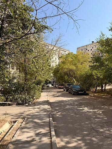 village: 4 комнаты, 90 м², 12 мкр Элитка, 1 этаж, Косметический ремонт — 3