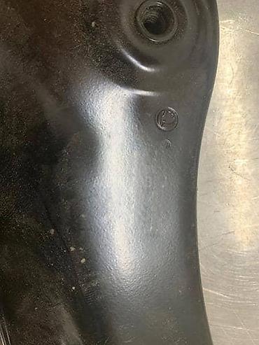 d3 mini: NOSAC KRILA ZA ŠKODA SUPERB - 3V0821141 | Nosac krila — 1