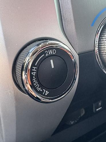 Toyota: Toyota Тундра: 2019 г., 5.7 л, Автомат, Бензин, Пикап — 7