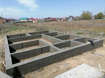 недостроенные дома: Предлагаются услуги по возведению ленточных и монолитных фундаментов