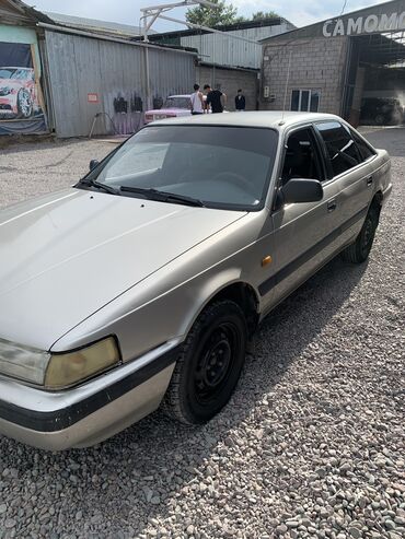 mazda 626 продаю: Mazda 626: 1987 г., 2 л, Механика, Бензин, Хетчбек