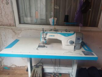 продаю швейную машинку автомат: Швейная машина Jack, Компьютеризованная, Автомат