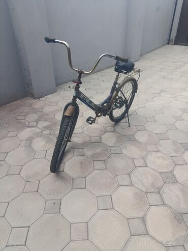 Tavalar: Velosiped 26lıq desna,qatlanan velosiped.1 ildir alınıb hərşeyi işlək