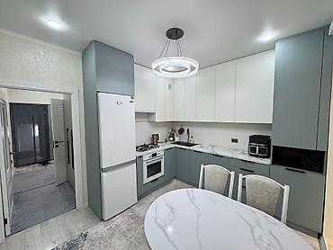 Продажа квартир: 1 комната, 52 м², ул. Горького / Алматинка 108 серия, 4 этаж, Евроремонт — 3