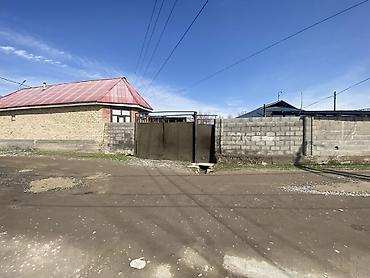 Двери для домов и квартир: Базар-Коргон — Саветиский Суу-башы 2 8,9 сотых крмната 10 комнаты — 1