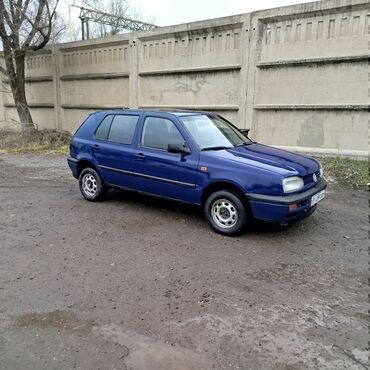 Volkswagen: Volkswagen Golf: 2025 г., Седан — 18
