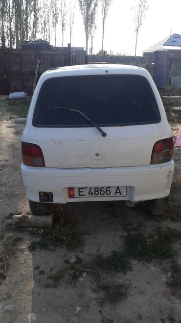 срочно продам машину дёшево: Daihatsu Cuore: 1996 г., Хетчбек