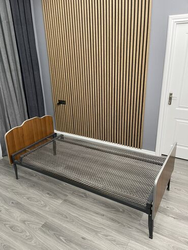 ucuz tek kravatlar: Б/у, Односпальная кровать, Без подьемного механизма, Без матраса, Без выдвижных ящиков