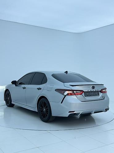 carina e: Toyota Camry: 2021 г., 2.5 л, Автомат, Бензин, Седан — 5
