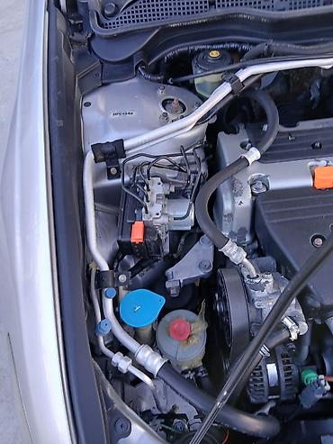 Honda: Honda Accord: 2003 г., 2 л, Типтроник, Бензин, Седан — 29