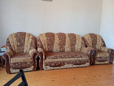 Divanlar: İşlənmiş, Divan, 2 kreslo, Açılmayan lalafo.az -da Divanlar: İşlənmiş, Divan, 2 kreslo, Açılmayan