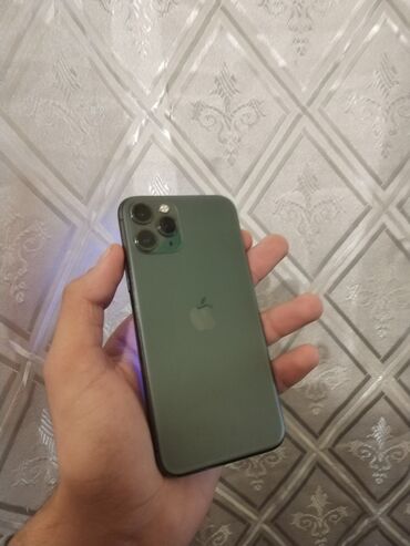 Apple iPhone: IPhone 11 Pro — 2