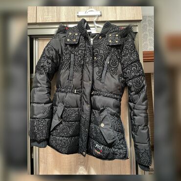 puxovik: Desigual brend xaricden alinib s razm kapuwonlu 10m