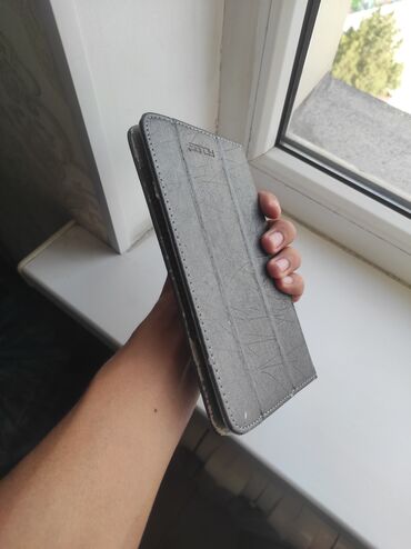 продаю компьтер: Планшет, Lenovo, 7" - 8", Классический цвет - Серый