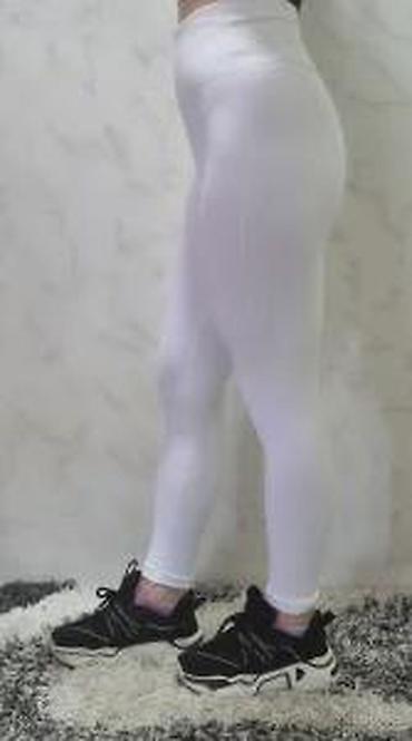 Helanke, biciklistički šortsevi: Ženske bele rebraste helanke – visok struk - Model: bešavne helanke — 18