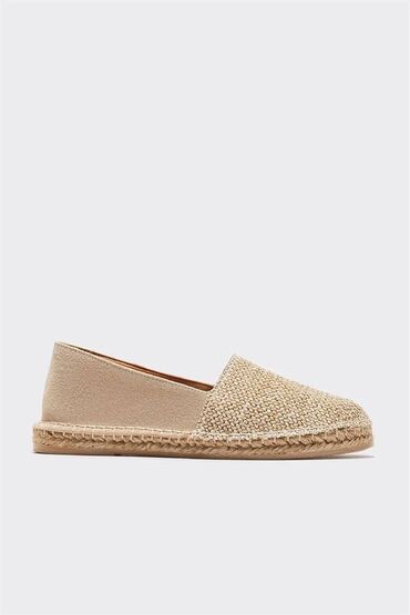 eqa shoes ecemi unvan: Elle, Ölçü: 35, Yeni