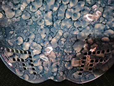 Kuhinjski setovi: Cinija nova sa stopama Fena porcelan Nemacka. 70te. Boja — 4