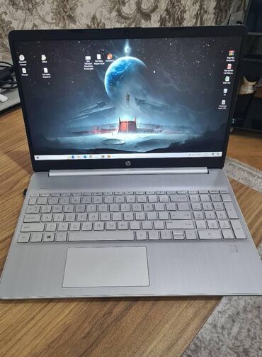 hp 250 g1 fiyat: İşlənmiş HP 15.6 ", Intel Core i5, 256 GB, Ünvandan götürmə, Pulsuz çatdırılma, Ödənişli çatdırılma